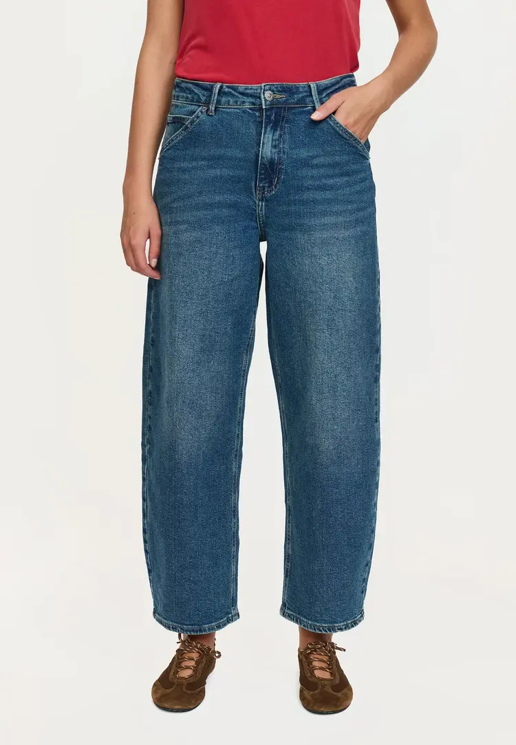 Soft Rebels Amelie Cropped Barrel Jeans Mid Waisted Blue Denim