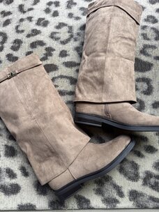 Just be Jolie Sandy Boots Khaki