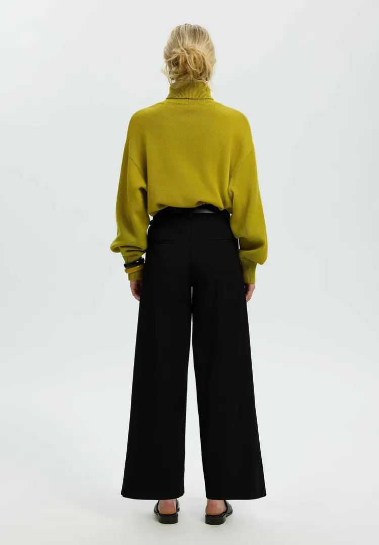 Selected Femme Wellie LS Knit Roll Neck Avocado Oil