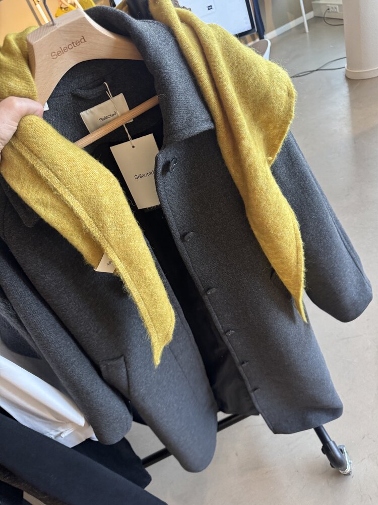 Selected Femme Lulu Brushed Wool Blend Scarf Noos Avocado Oil