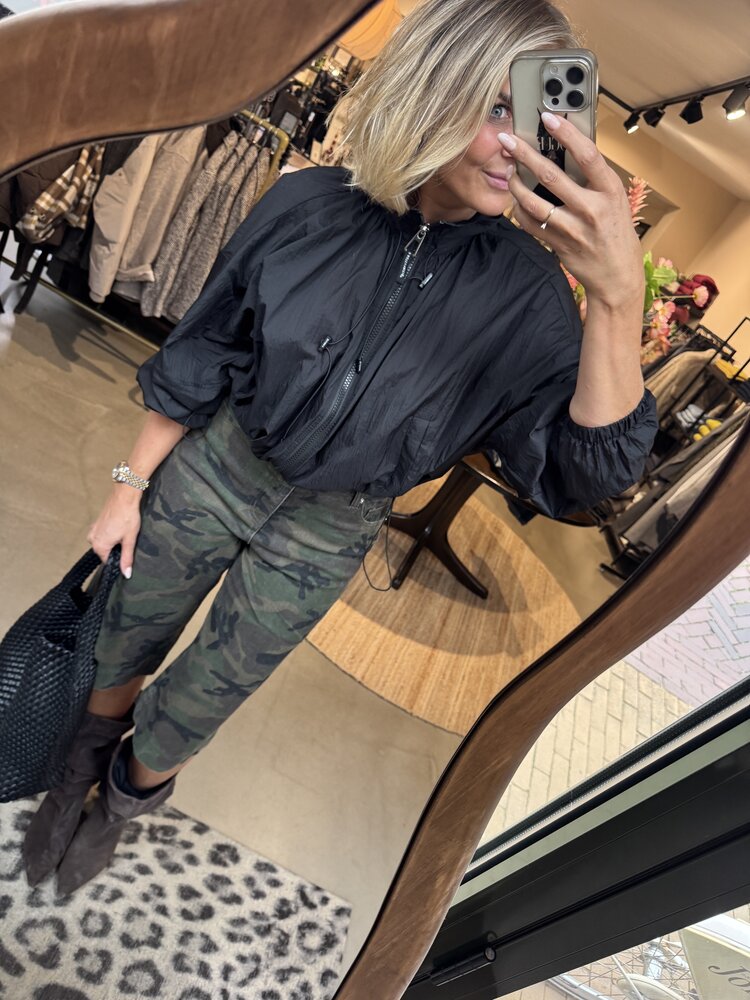 Just be Jolie Jane Jort Army