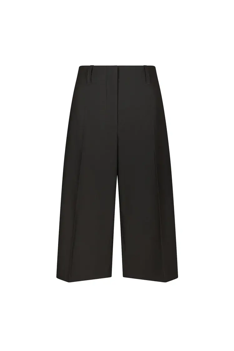 Neo Noir Hannah Bermuda Short Black