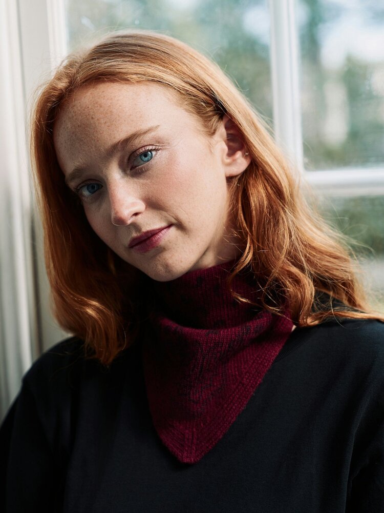 Neo Noir Adelina Paisley Knit Scarf Wine