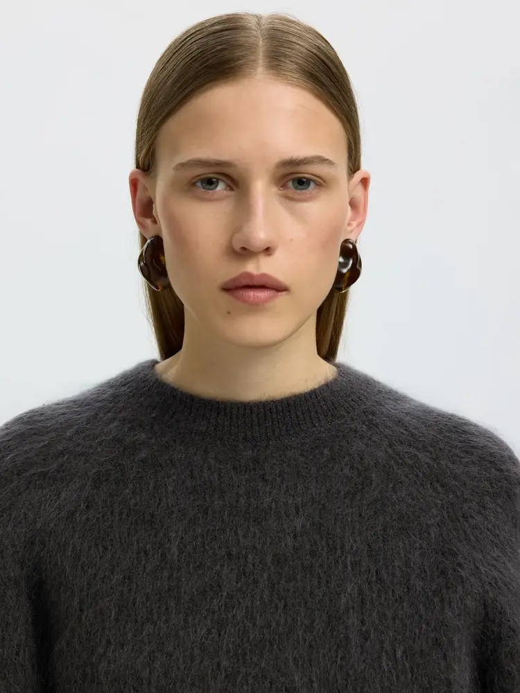 Selected Femme Mira LS Knit Short O-Neck Noos Asphalt