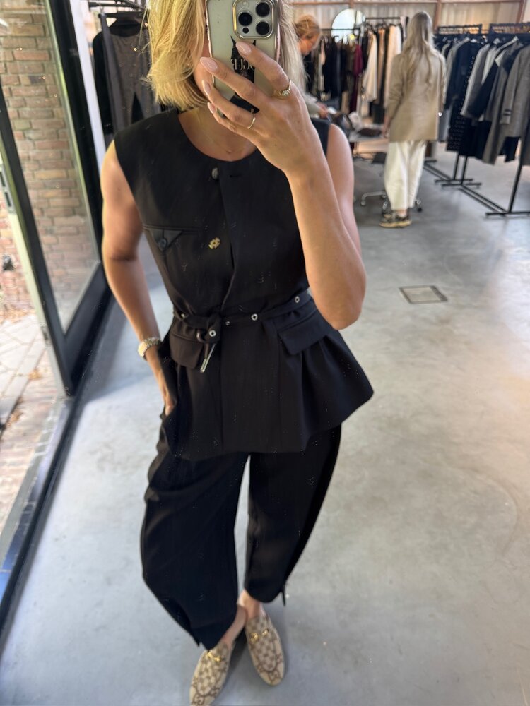 Haute L'Amitié Peplum Belt Vest Black