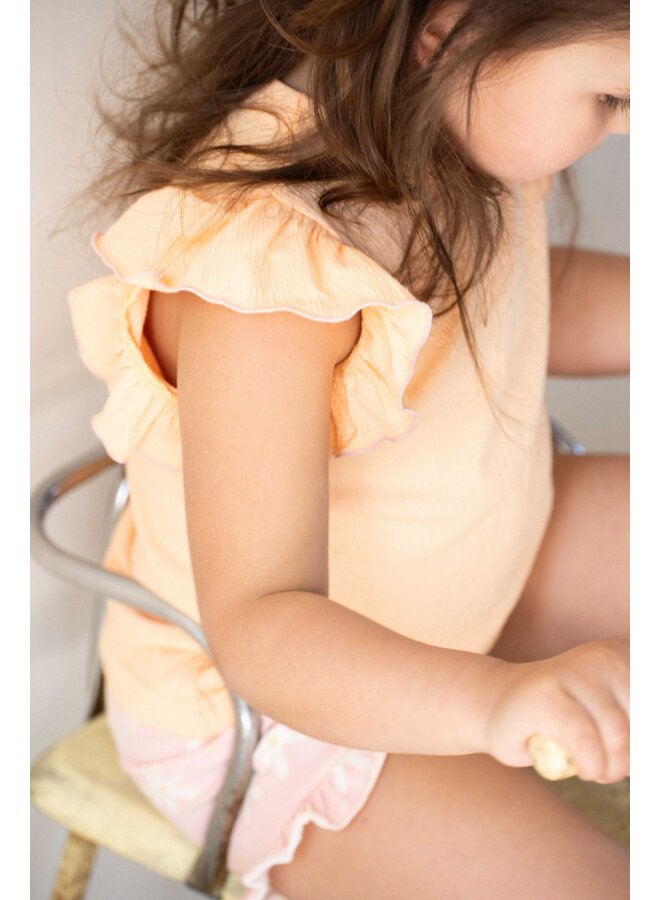 Ruffled Tee – Vanilla Apricot