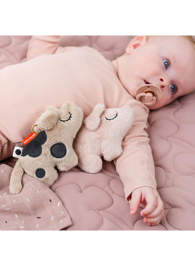 Tiny sensory rattle Pigee Powder