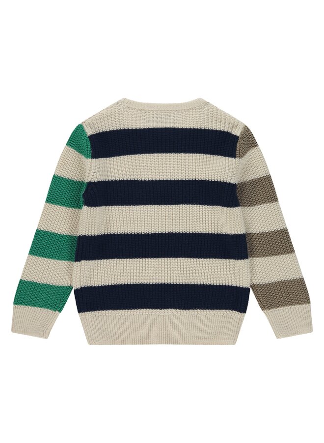 boys pullover. 7391