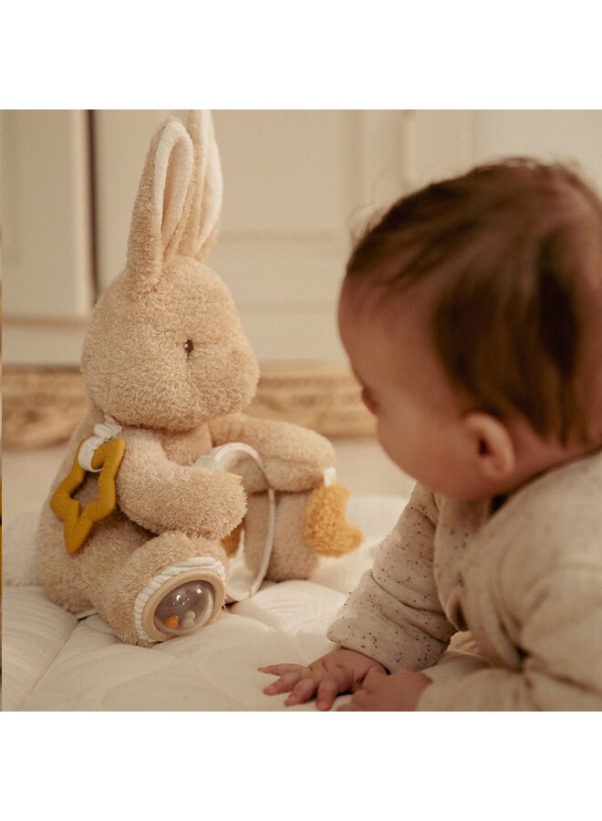 Little Dutch | Activiteitenknuffel - Baby Bunny