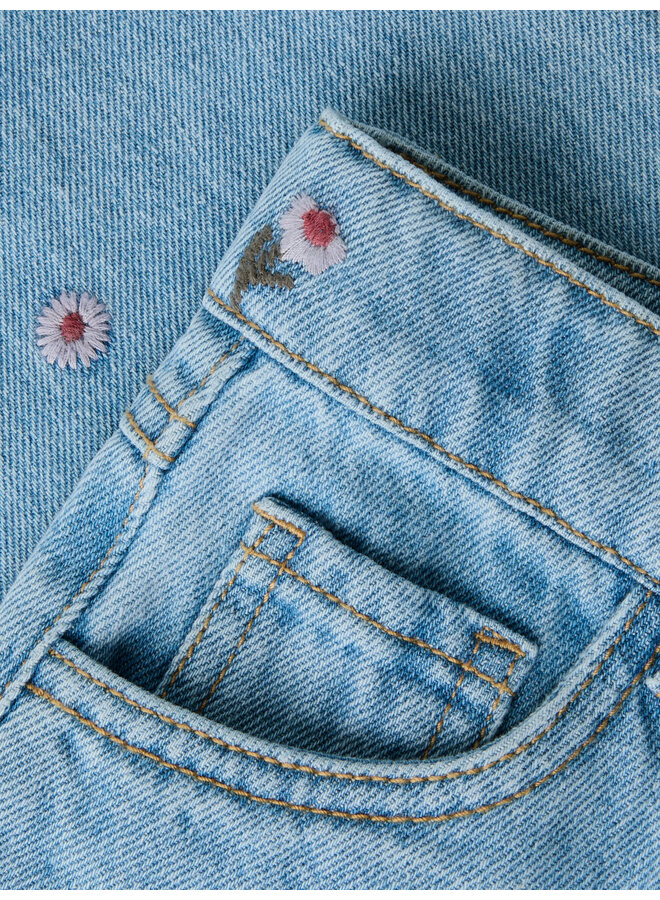 NMFROSE WIDE EMB JEANS 4711-ZA