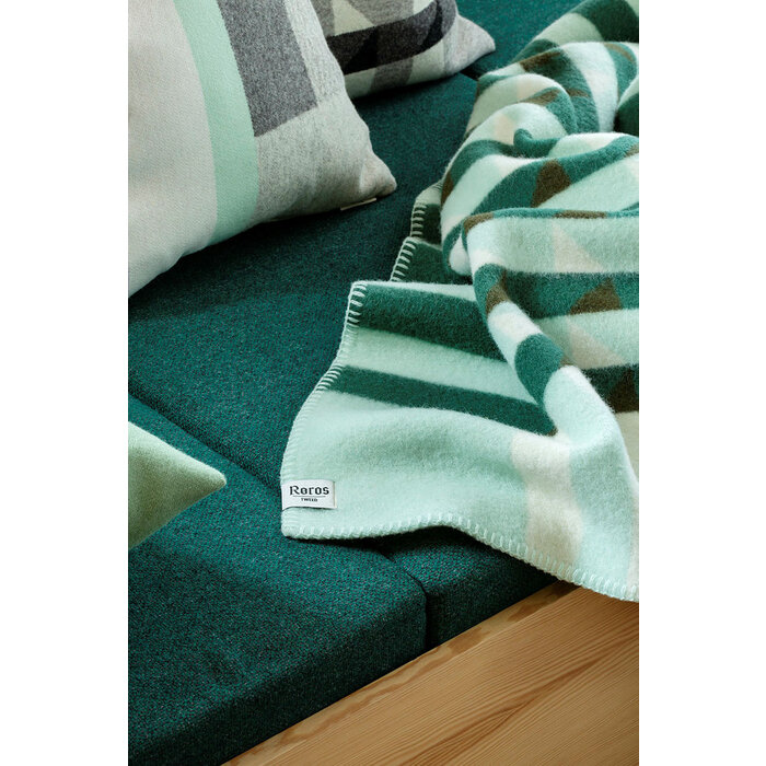 Røros Tweed Kvam Plaid 135 x 200 cm Green