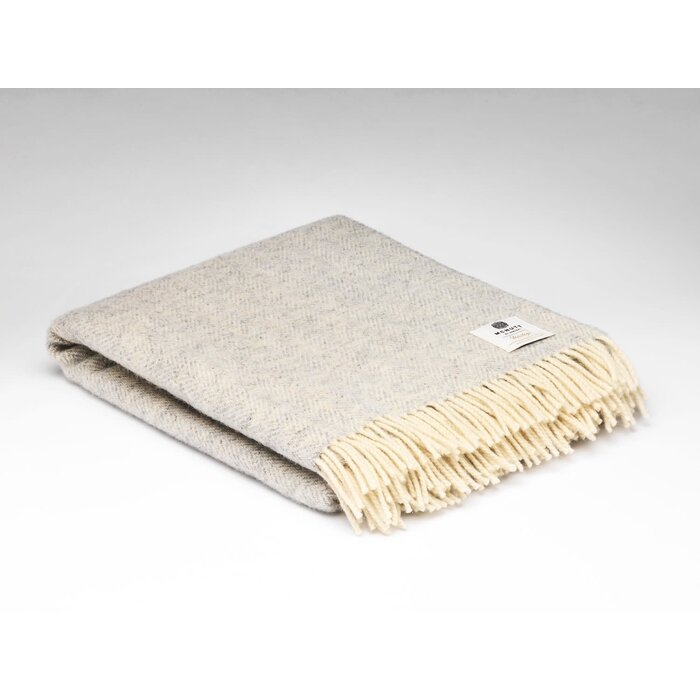 McNutt of Donegal Plaid Grey Cloud Heritage Tweed 200 x 145 cm