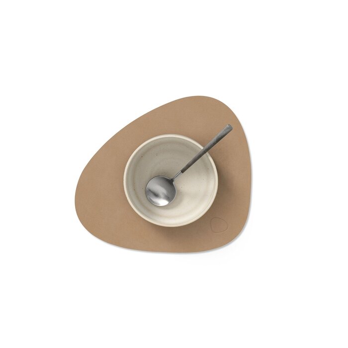 LIND DNA Placemat Curve Small 24 x 28 cm Leather Nupo