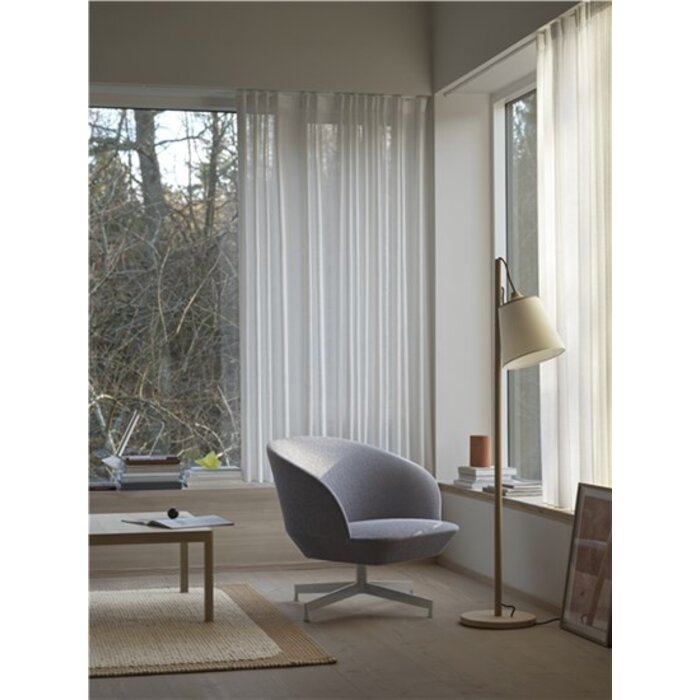 Muuto Pull Floor Lamp Grey/White