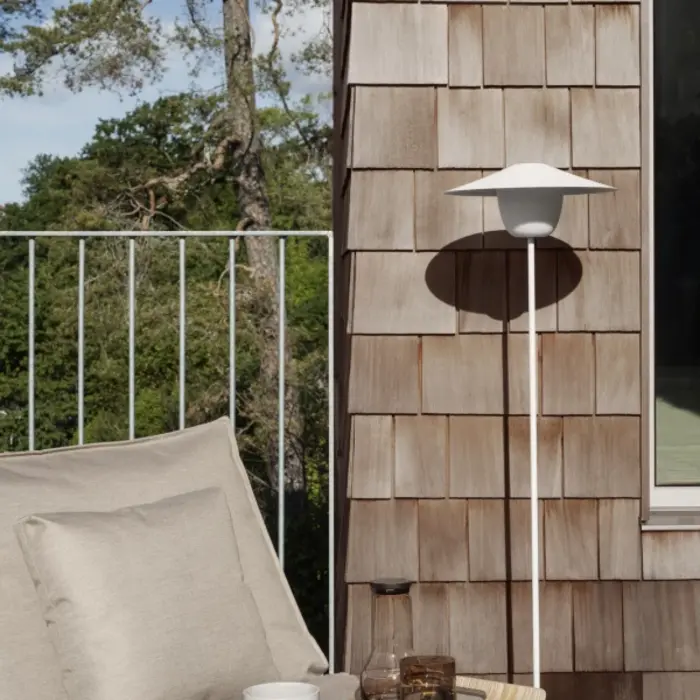 Blomus ANI LED Floor Lamp White