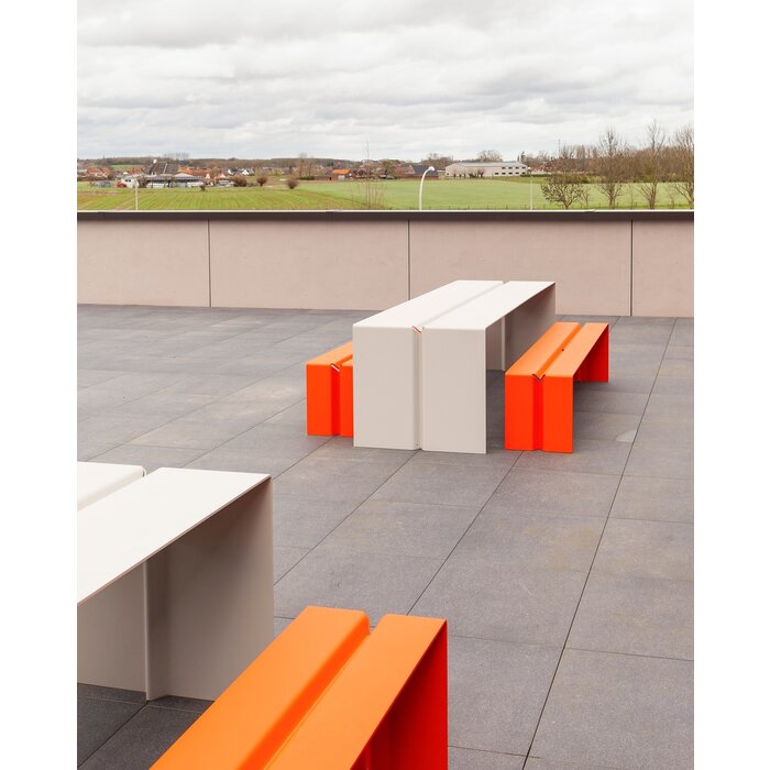 Wünder The Bended Table