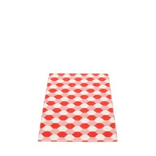 Pappelina Dana Vloerkleed Vanilla/Coral Red/Piglet