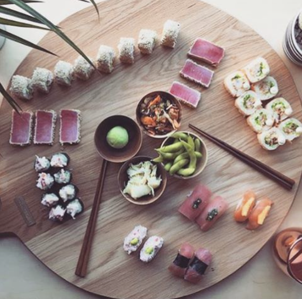 Serving Board XL Solid Oak Ø60 cm