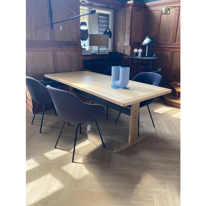 HAY Passerelle + 4x AAC 127 Chairs