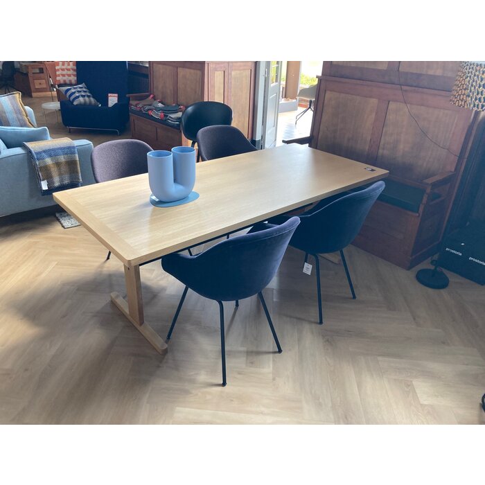 HAY Passerelle + 4x AAC 127 Chairs