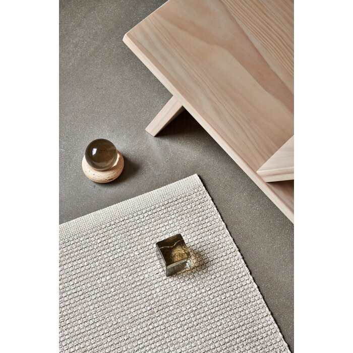 Pappelina EMM Linen Vloerkleed Vanilla/White Metallic