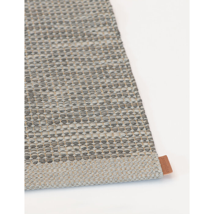 Pappelina SAM Linen Vloerkleed Warm Grey/Charcoal