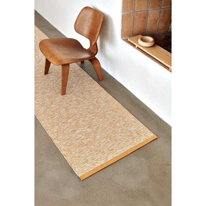 Pappelina SAM Linen Vloerkleed Ochre/Fossil Grey