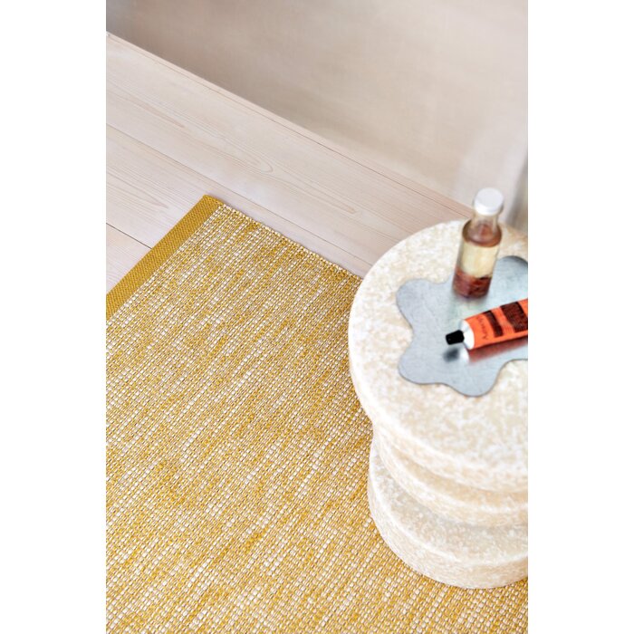 Pappelina SAM Linen Vloerkleed Mustard/Cream