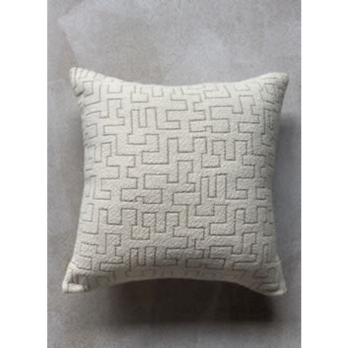 Omar Antwerp Connor Ivory Reverse Cushion