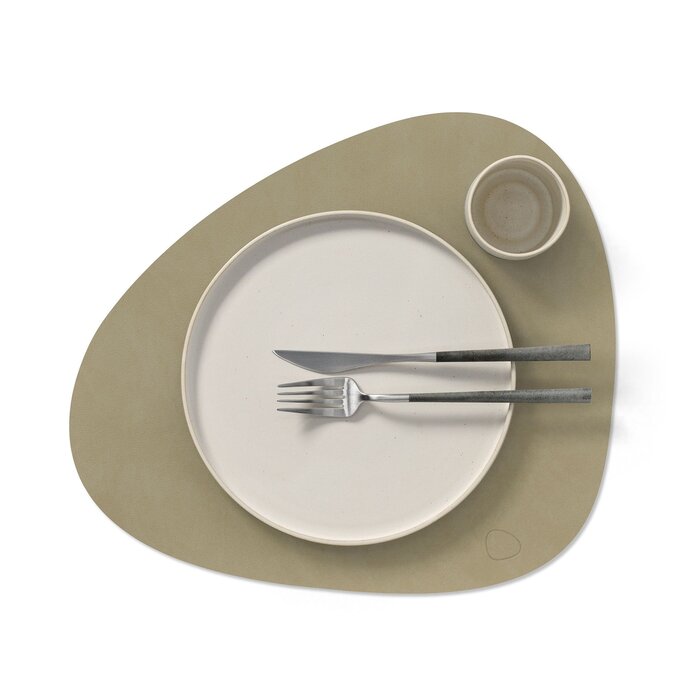 LIND DNA Placemat Curve Large 37 x 44 cm Leather Nupo