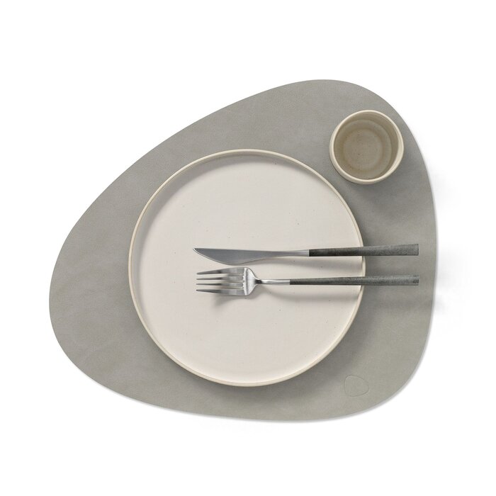 LIND DNA Placemat Curve Large 37 x 44 cm Leather Nupo