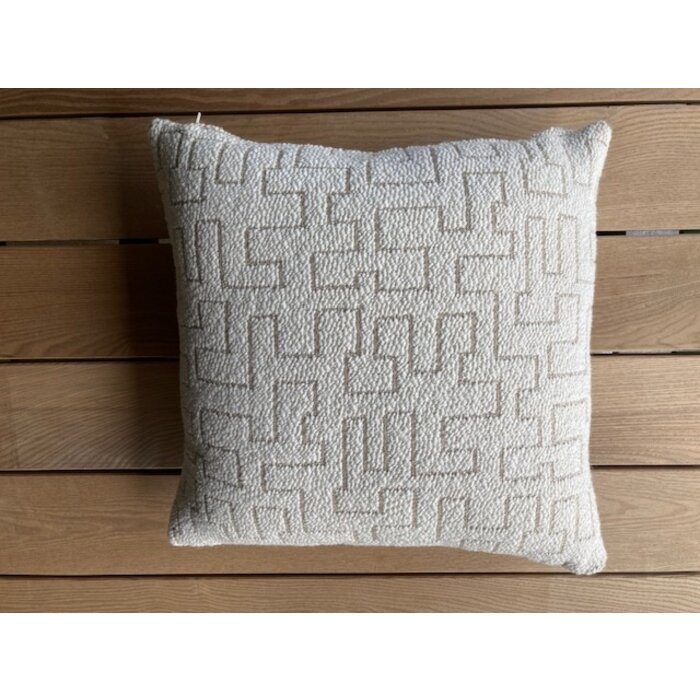 Omar Antwerp Connor Ivory Reverse Cushion