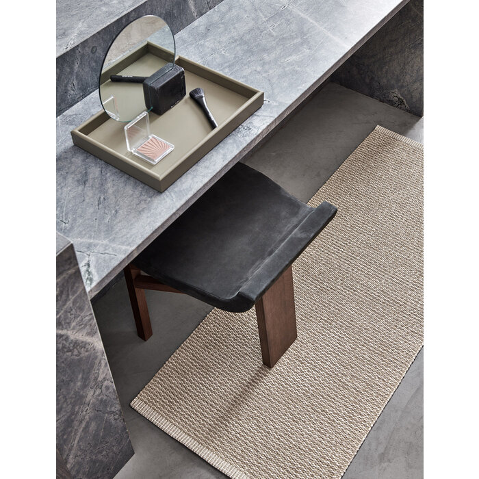 Pappelina Mono Vloerkleed Dark Mud/Mud