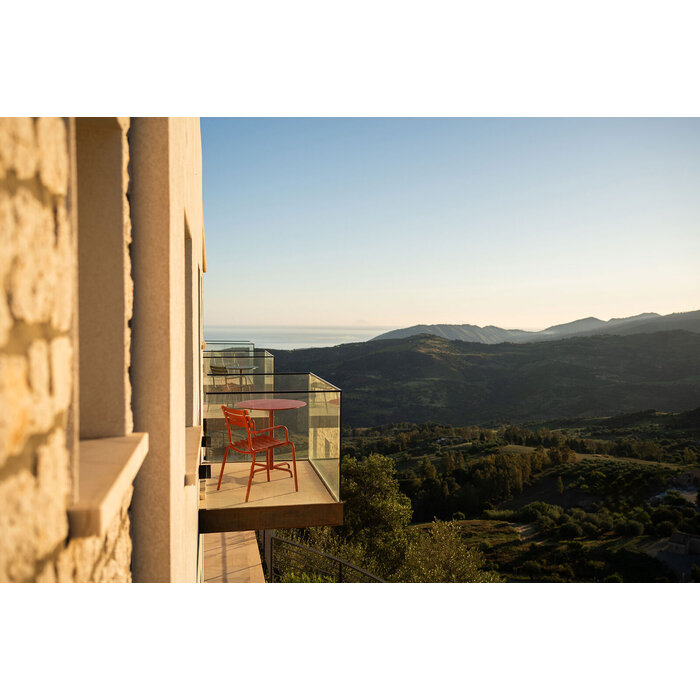 HOUE Pico Café Table with 4 star base 60 x 60 cm