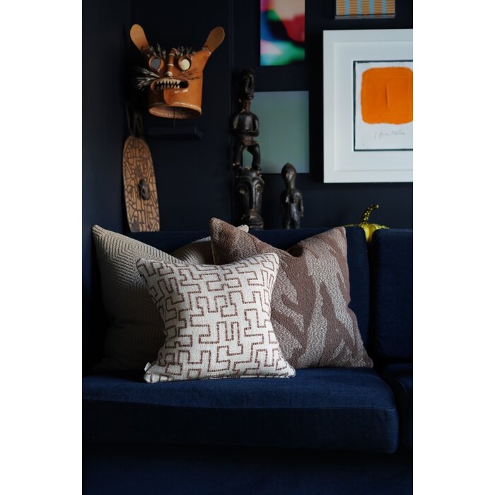 Omar Antwerp Connor Ivory Reverse Cushion