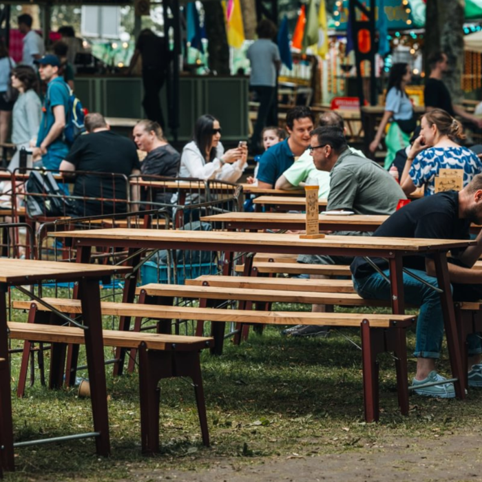 Weltevree Salut Beertable