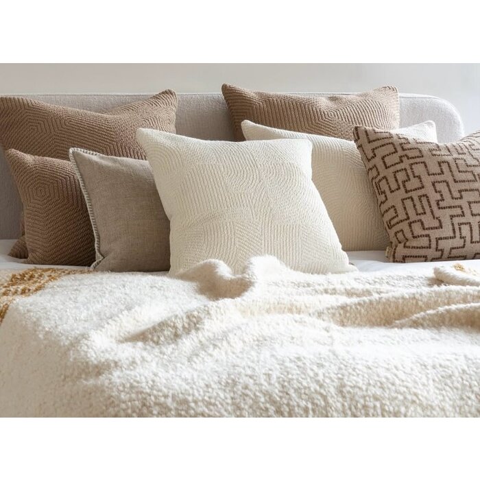 Omar Antwerp Ricard Cushion