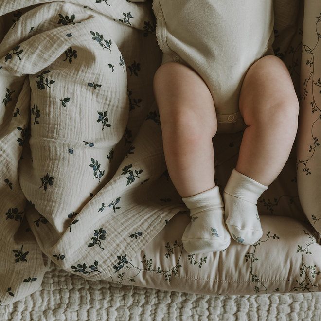 muslin swaddle blanket - blueberry