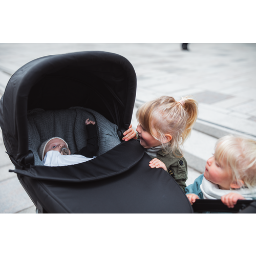 THULE urban glide 2 stroller bundle - seat and bassinet