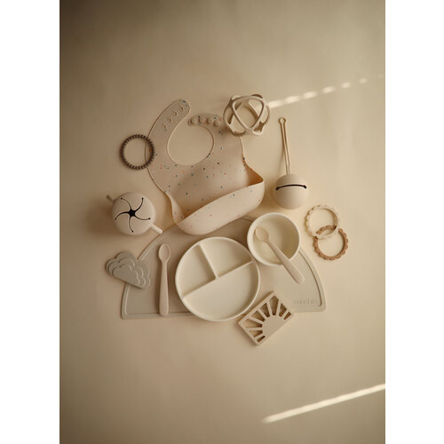 MUSHIE silicone bib - confetti vanilla