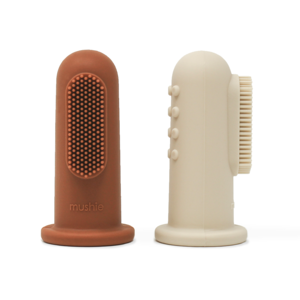 finger toothbrush - shifting sand/clay