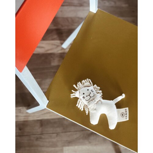 LEO LEO mini rattle - white lion