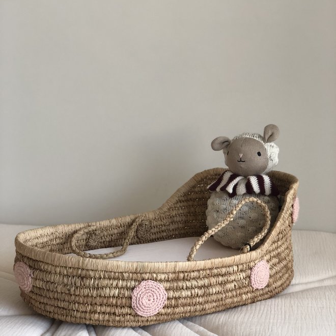 moses basket for dolls