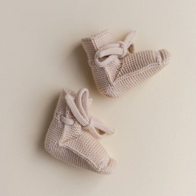 booties - oat- 0-9M