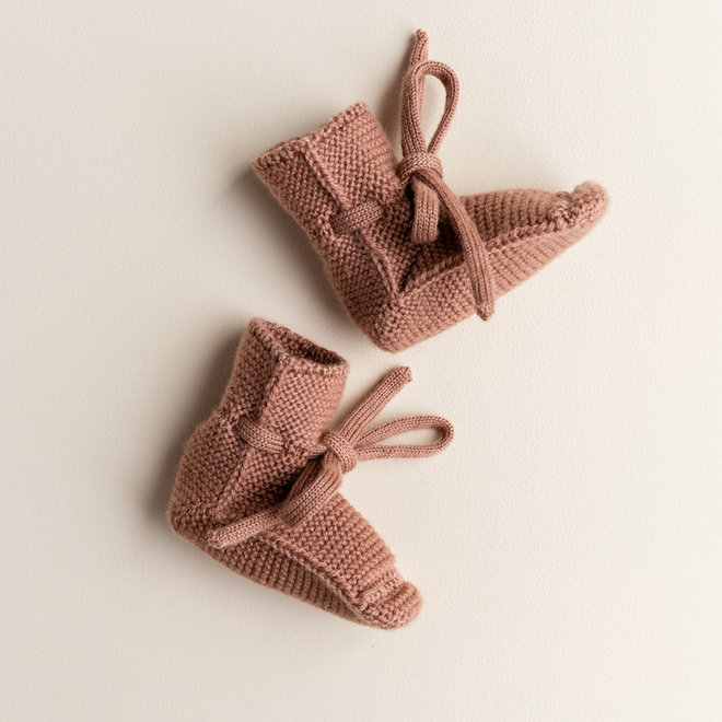 booties - terracotta- 0-9M