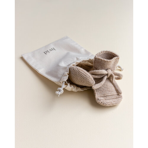 HVID booties - sand - 9-15M