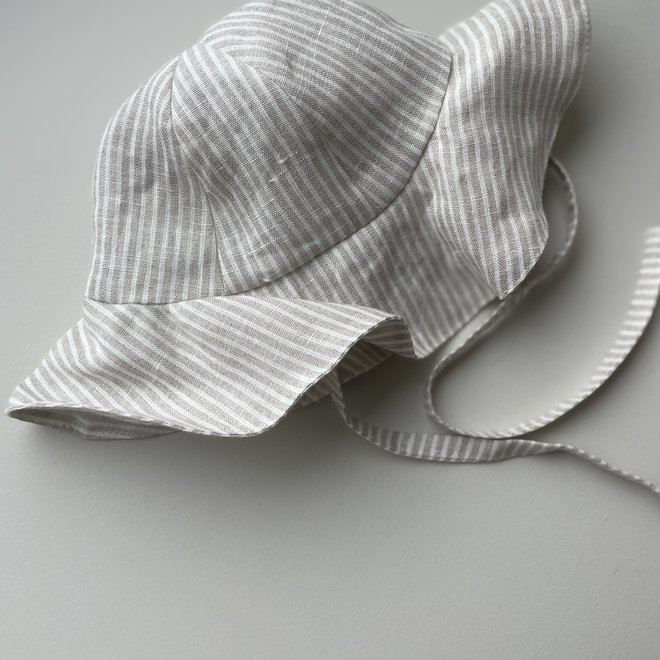 linen hat - beige stripes