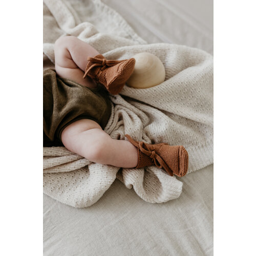 HVID booties - terracotta- 0-9M