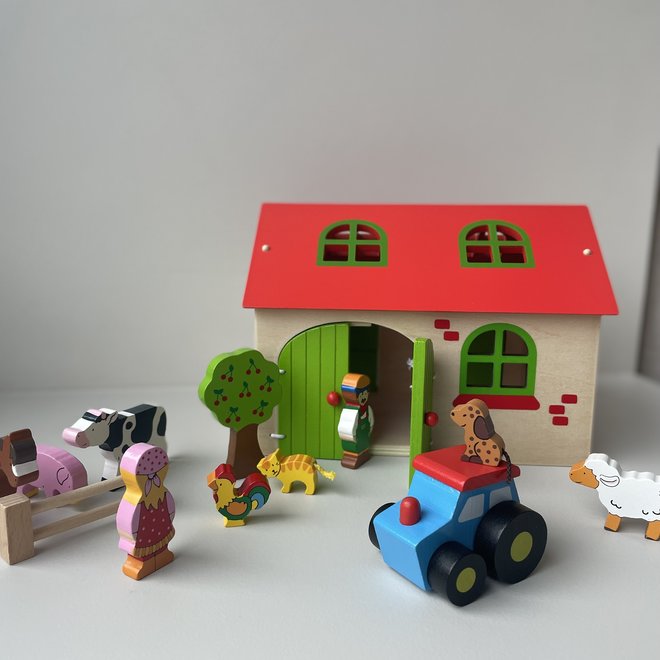 farm doll's house