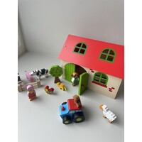 GOKI farm doll's house